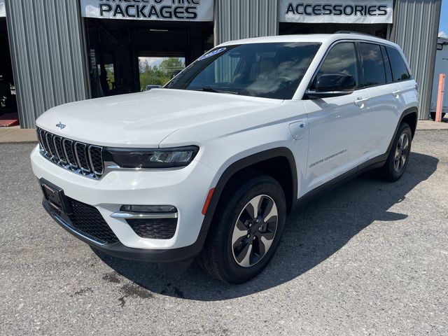 2023 Jeep Grand Cherokee 4xe - Bright White Clearcoat exterior view 3