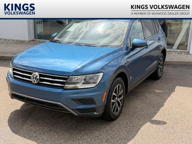 Silk Blue Metallic 2019 Volkswagen Tiguan SUV / Crossover All-Wheel Drive 8-Speed Automatic