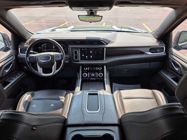 2022 GMC Yukon XL 4WD Denali