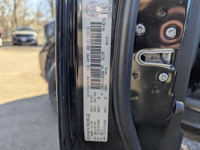 2018 Brilliant Black Crystal Pearlcoat Ram 1500 Sport 4X4 Truck