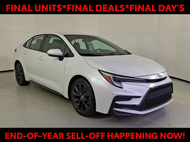 2024 Toyota Corolla SE's photo