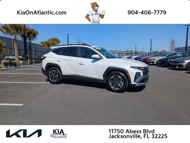 White Pearl 2025 Hyundai Tucson SEL Convenience FWD SUV / Crossover Front-Wheel Drive 8-Speed Automatic