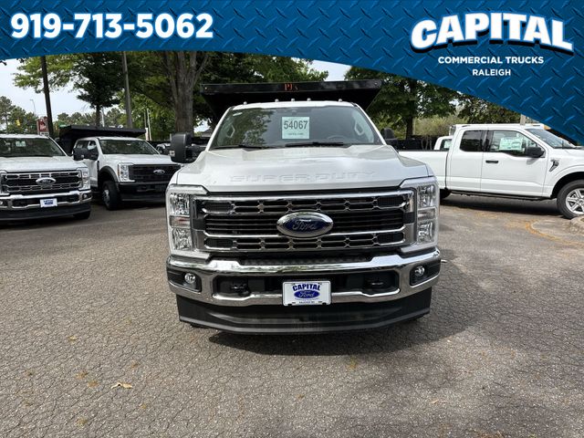 New 2026 White Ford 10FT DUMP/NO SIDES image 4