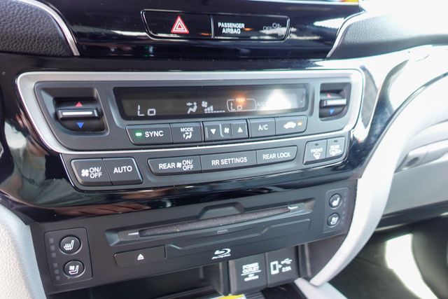 used 2021 Honda Pilot car, priced at $33,000