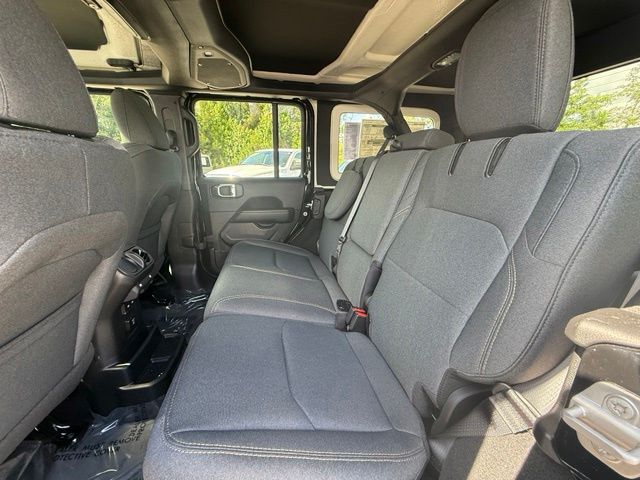 Used 2024 Jeep Wrangler SUV