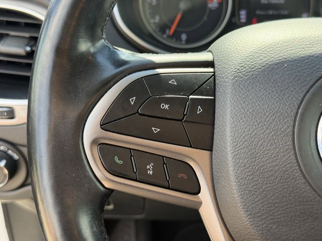 2020 Jeep Cherokee Latitude Plus White at Mac Haik CDJR North Houston