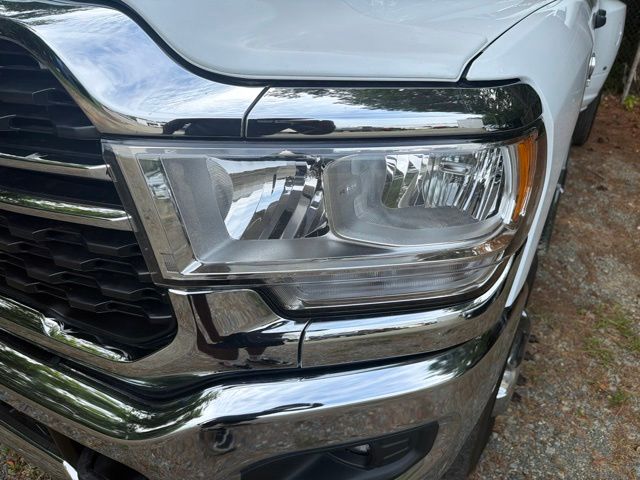 Used 2023 White Ram Big Horn image 5