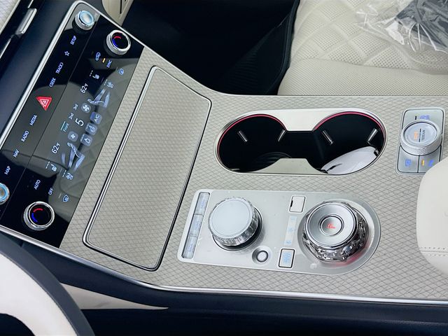 Thumbnail: 2026 Genesis GV80 - 15