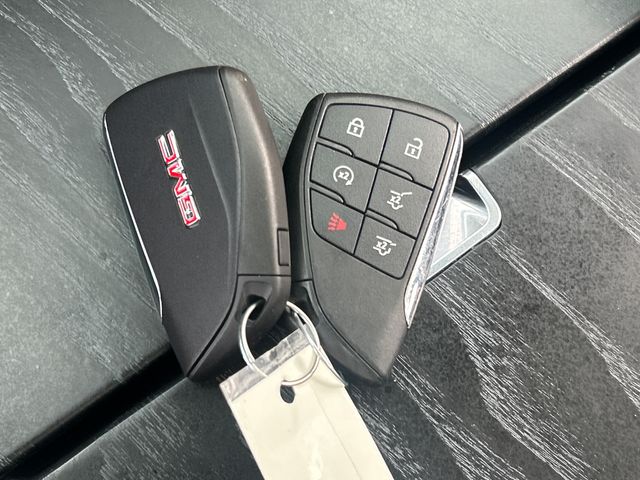 used 2021 GMC Yukon car, priced at $47,999