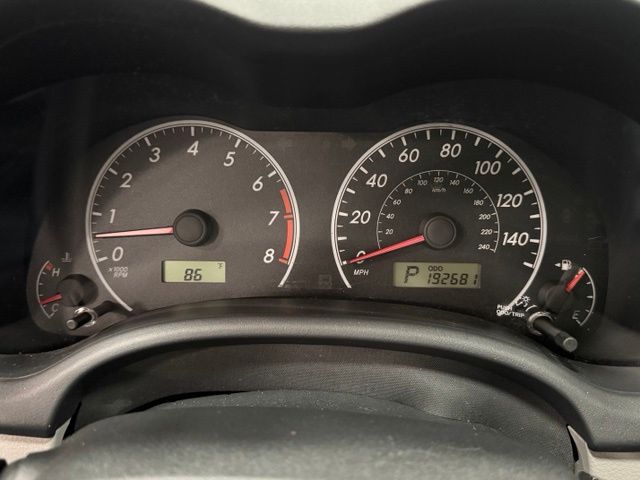 Used 2013 Gray Toyota L image 17