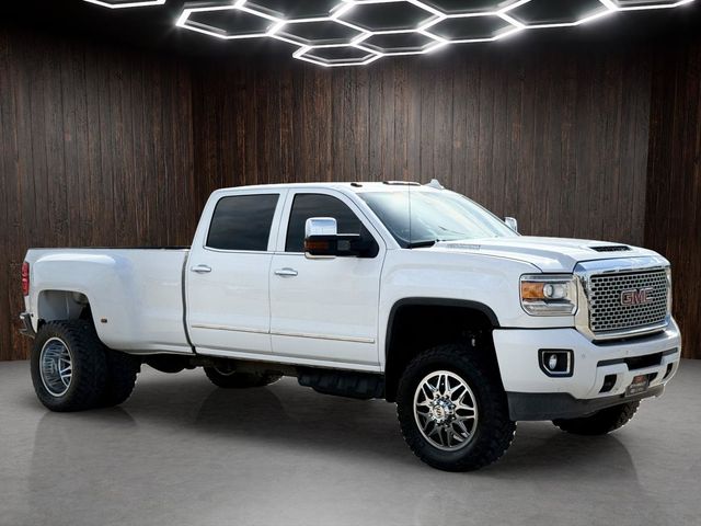  2017 GMC Sierra 3500HD Denali Crew Cab LB DRW 4WD   