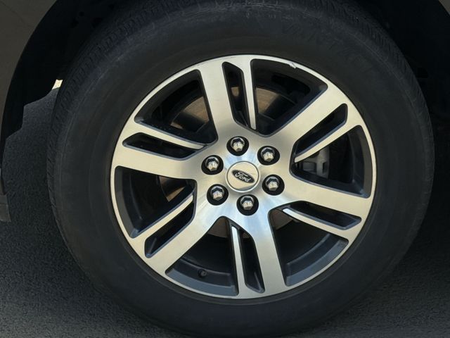Used 2024 Gray Ford Limited image 17