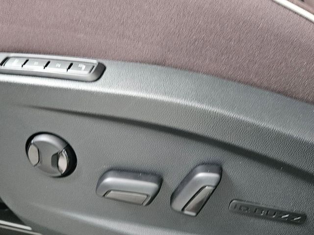 2025 Volkswagen ID. Buzz PRO S - Photo 11
