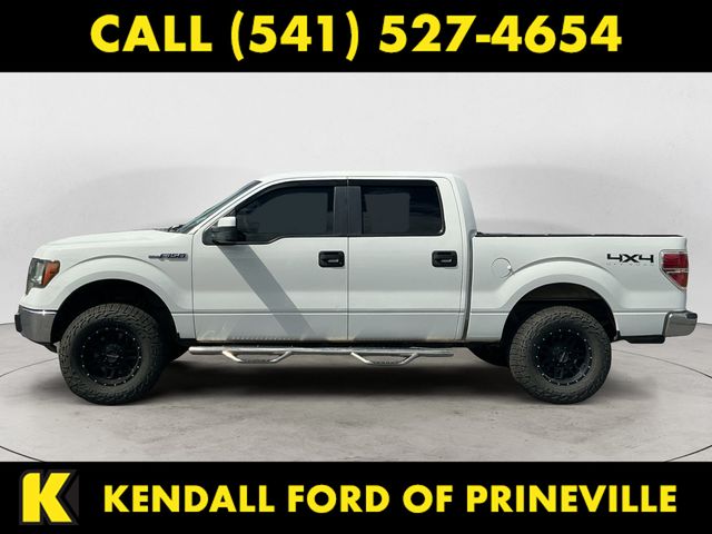 Used 2010 White Ford  image 2
