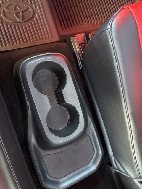 used 2022 Toyota Highlander car, priced at $31,899