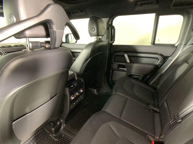 2023 Land Rover Defender 110 X-Dynamic SE 23