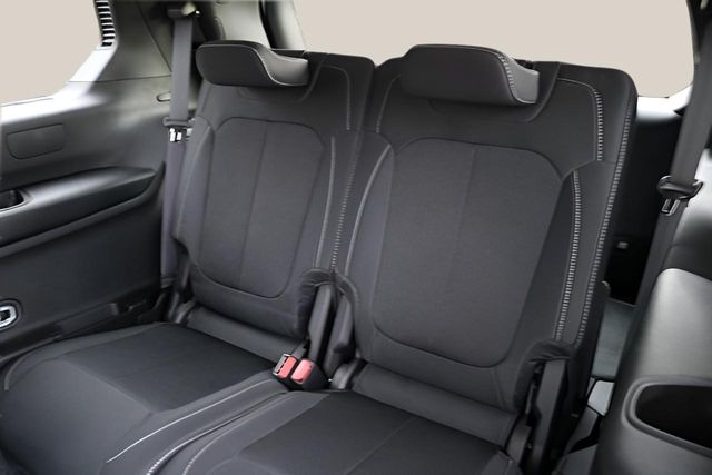 New Car 2025 Jeep Grand Cherokee L  Laredo X For Sale Under $35,000 In Austin, Texas