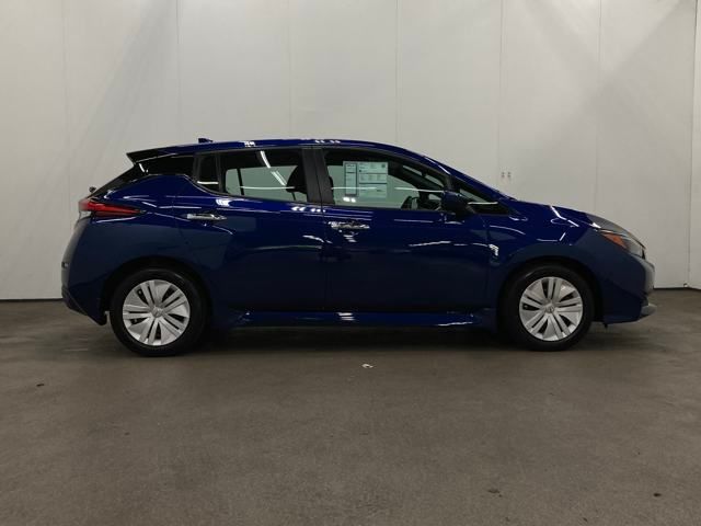 2022 Nissan LEAF S