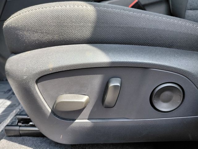 New 2025 Silver GMC Elevation image 19
