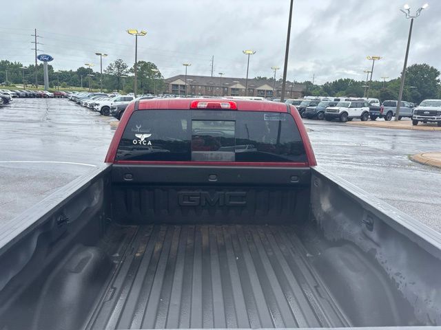 Used 2016 Red GMC SLE image 17