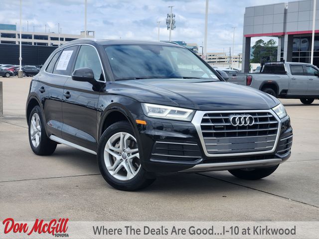 2018 Audi Q5 2.0T Black at Autostrade