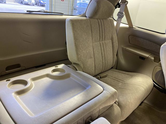 2000 Toyota Sienna Beige - Grieco Acura - Image 12