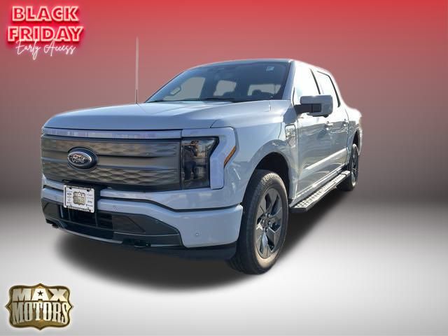 2023 Ford F-150 Lightning Lariat 6