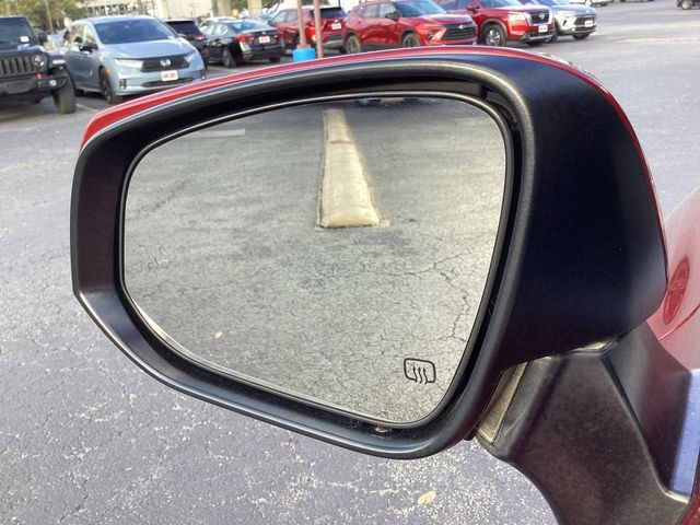 Used Car 2020 Toyota Highlander  Xle For Sale Under $25,000 In San Antonio, Texas