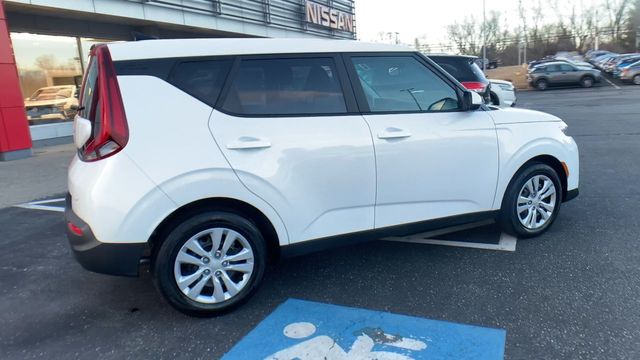 2022 Kia Soul LX 3