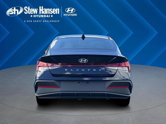 New 2026 Black Hyundai SEL Sport image 6