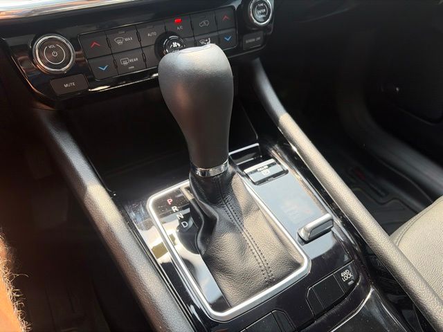 2023 Jeep Compass Limited Black at Audi Porsche Sewickley