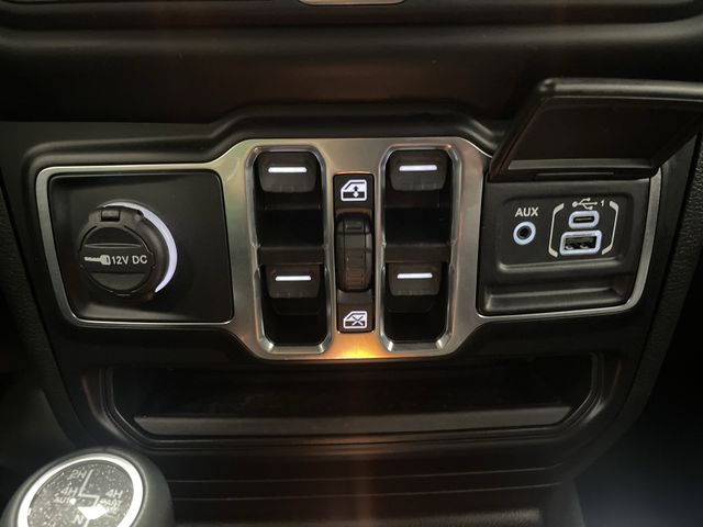 2022 Jeep Wrangler Unlimited Sahara 4xe photo