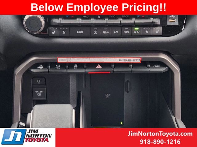 2026 Toyota Tundra Platinum - Photo 18