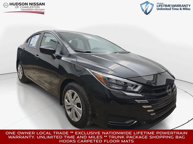 Super Black Metallic 2025 Nissan Versa Sedan Front-Wheel Drive Continuously Variable Transmission