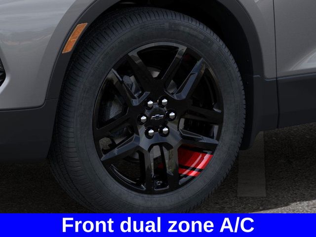 2025 Chevrolet Blazer LT photo