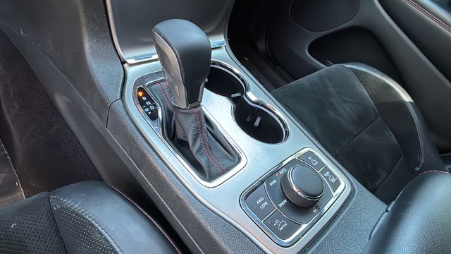 Used 2017 White Jeep Trailhawk image 30