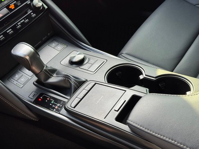Used 2022 Lexus IS Sedan
