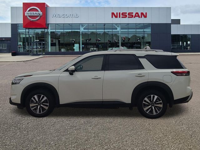 Used 2024 Nissan Pathfinder SUV