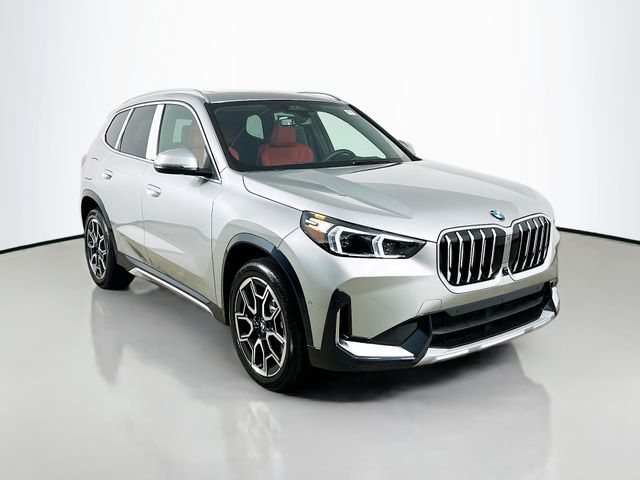 2025 BMW X1 xDrive28i 3