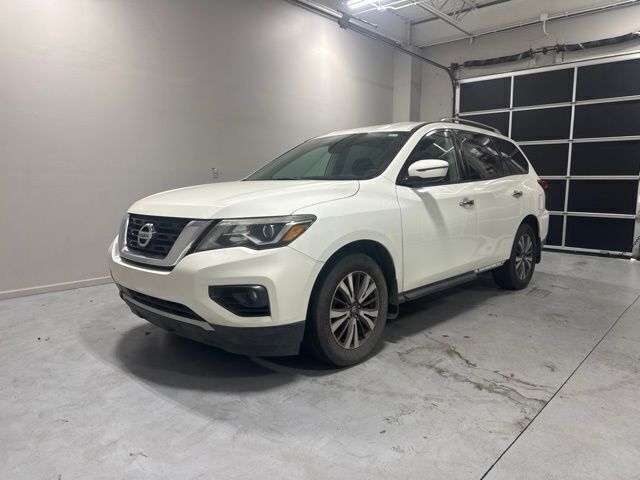 View vehicle photo 2