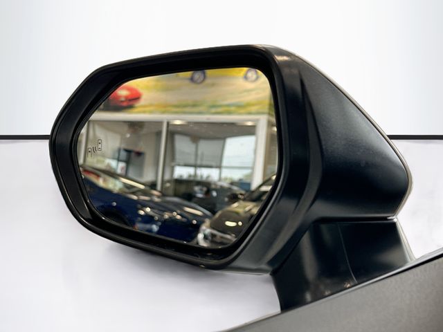 2025 Toyota Camry LE - Photo 18