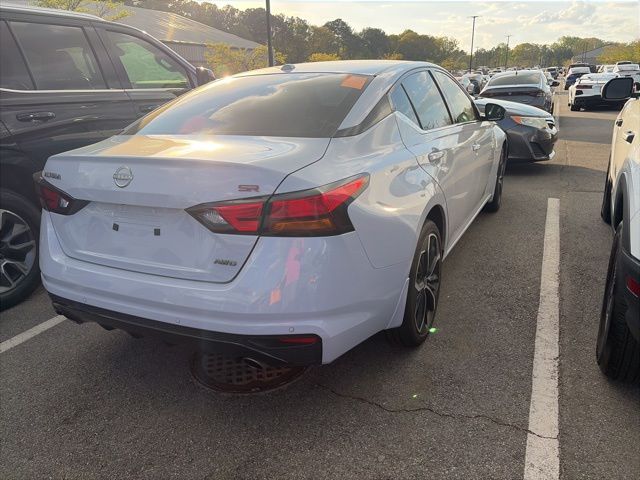 Used 2024 Gray Nissan 2.5 SR image 3