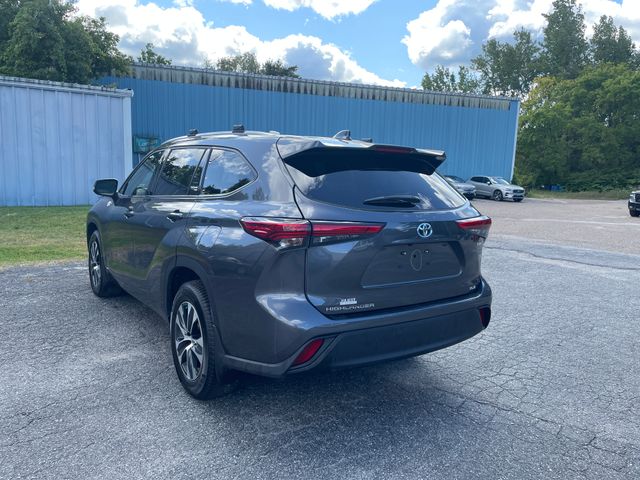 Used 2022 Toyota Highlander Hybrid SUV