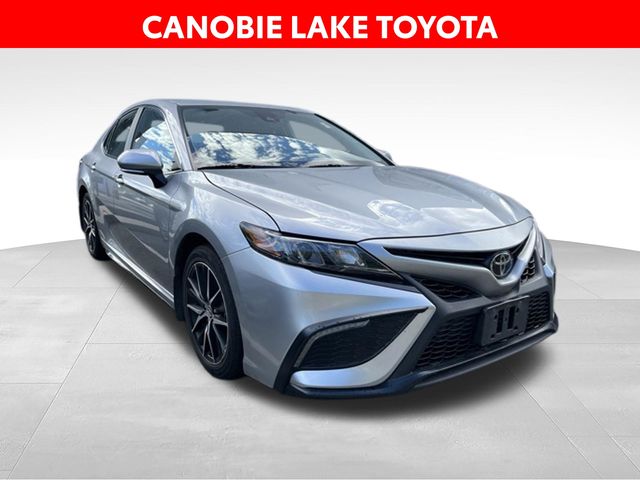 Silver 2024 Toyota Camry Sedan Front-Wheel Drive 8-Speed Automatic