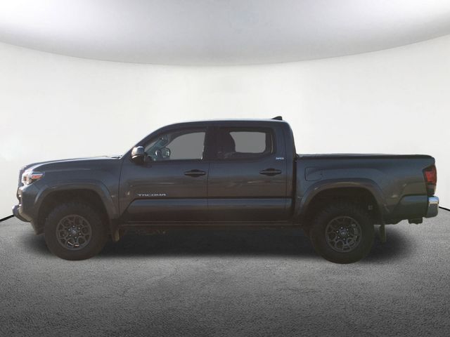 2018 Toyota Tacoma SR5 14