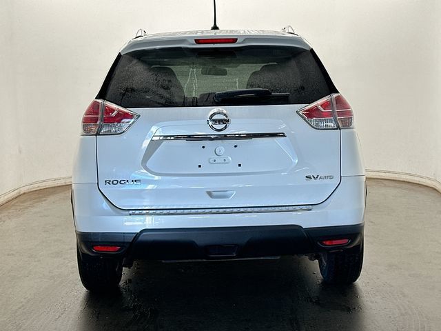 2016 Nissan Rogue SV White at Rafferty Subaru