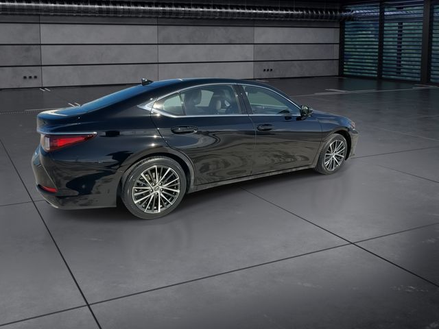 2024 Lexus ES - $42,888