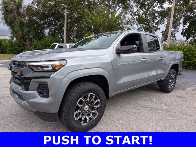 View vehicle photo 3