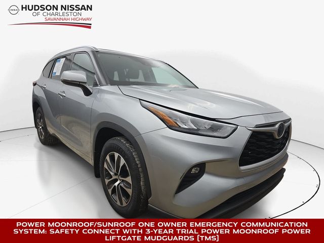 Celestial Silver Metallic 2020 Toyota Highlander SUV / Crossover Front-Wheel Drive 8-Speed Automatic