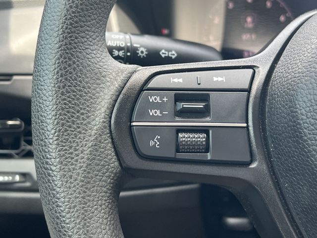 Used 2023  Honda LX image 27